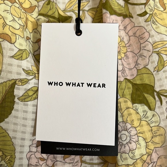 NWT Beautiful floral tiered dress size large. - Picture 8 of 9